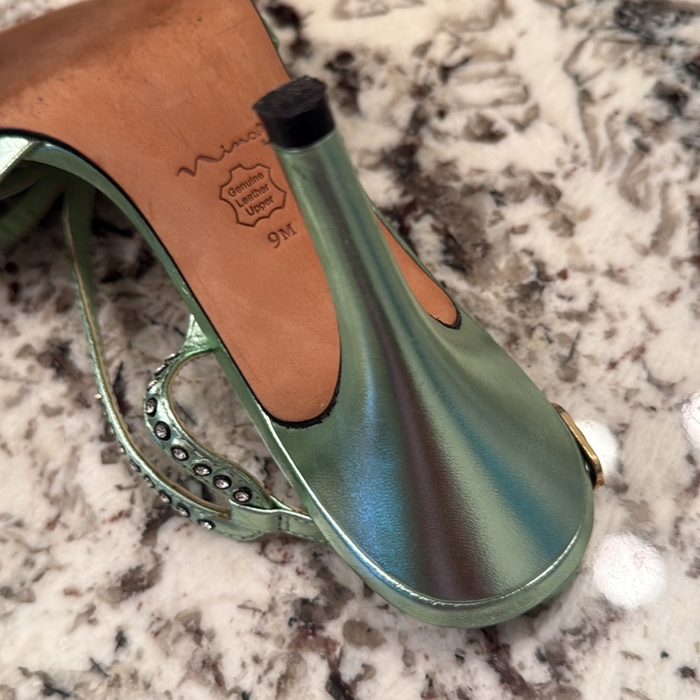 Nina Green Rhinestone Embellished Heels..size 9M
Leather upper ..from L&T.. - Picture 5 of 6
